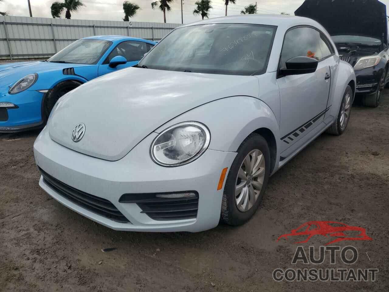 VOLKSWAGEN BEETLE 2017 - 3VWF17AT2HM624770