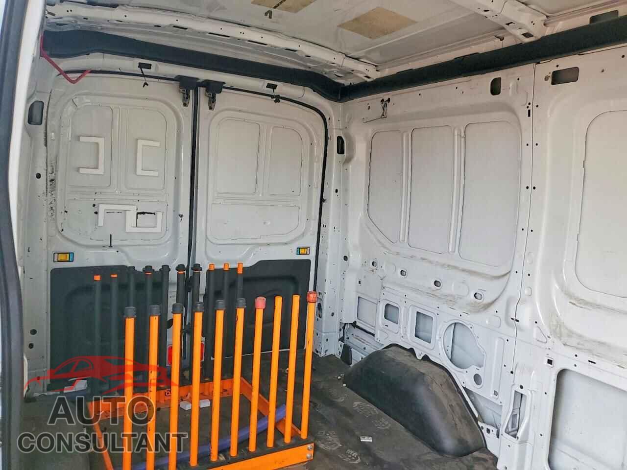 FORD TRANSIT 2015 - 1FTNE1CM6FKA79196