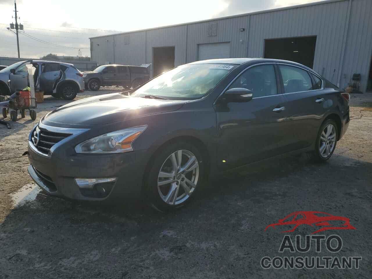 NISSAN ALTIMA 2013 - 1N4BL3AP2DC139537