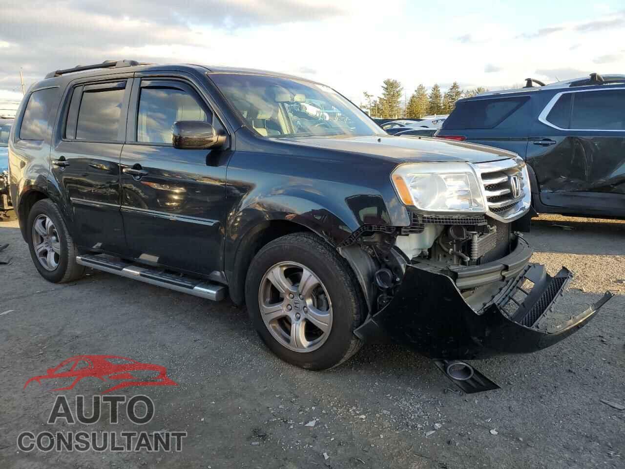 HONDA PILOT 2015 - 5FNYF4H60FB005596