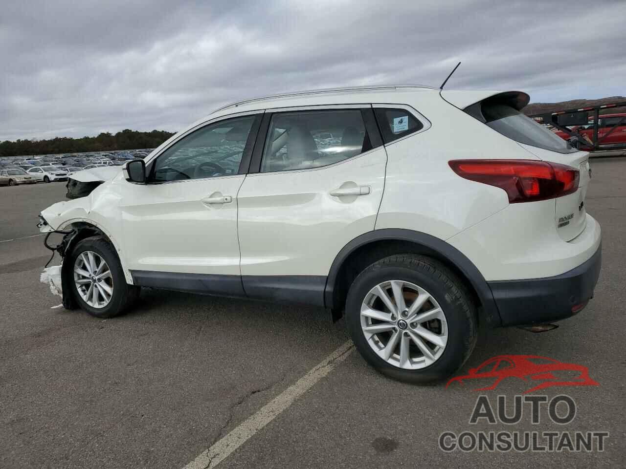 NISSAN ROGUE 2019 - JN1BJ1CR4KW311777