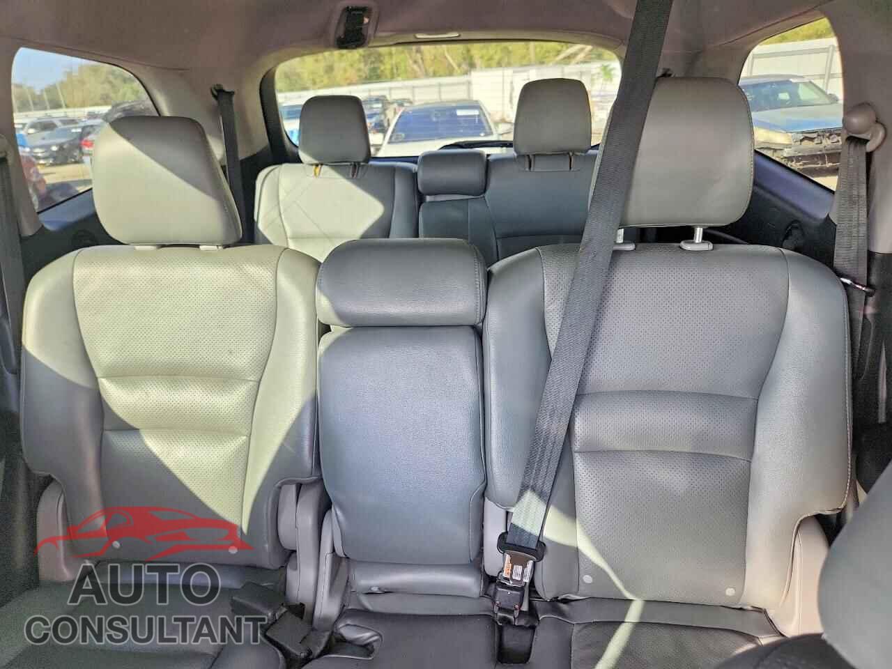 HONDA PILOT 2017 - 5FNYF5H39HB043892
