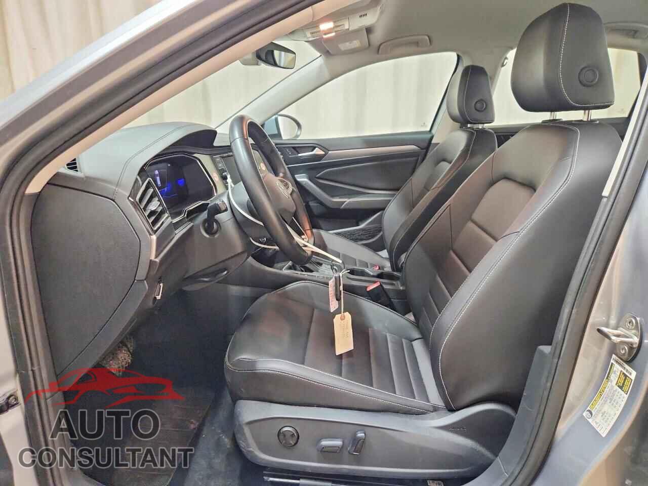 VOLKSWAGEN JETTA 2024 - 3VWEM7BU8RM005666