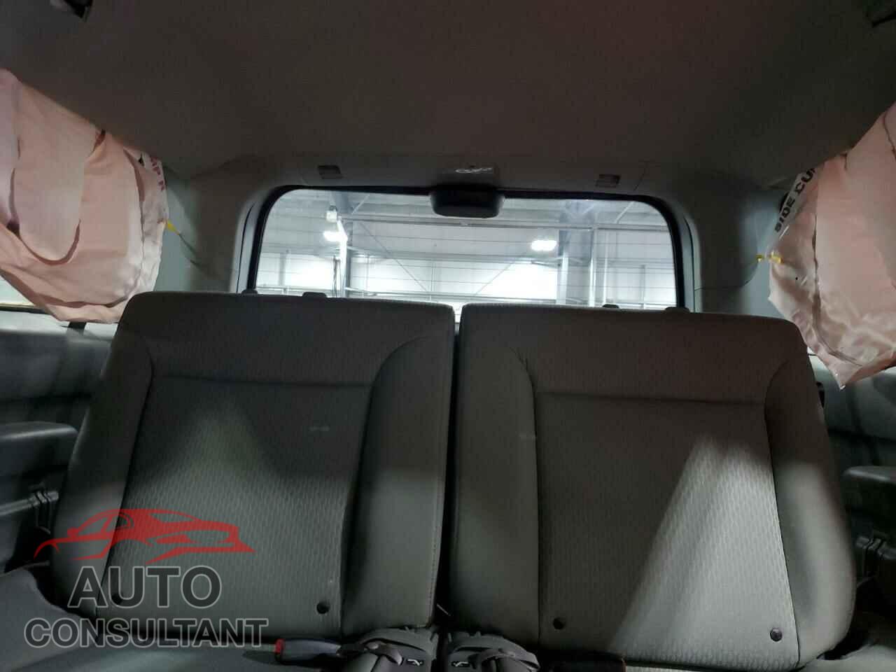 HONDA ELEMENT 2011 - 5J6YH2H36BL006600