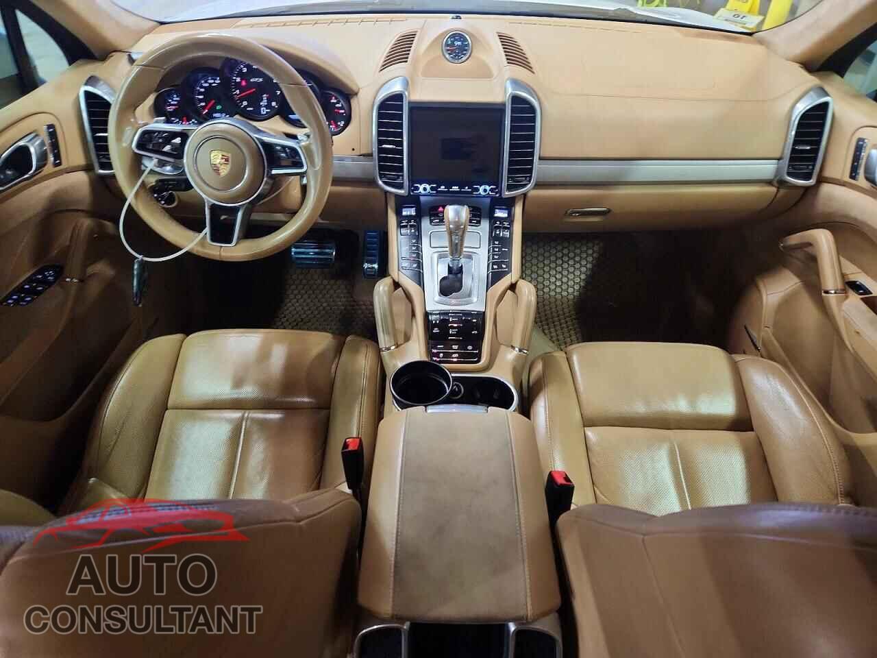 PORSCHE CAYENNE 2016 - WP1AD2A22GLA71440