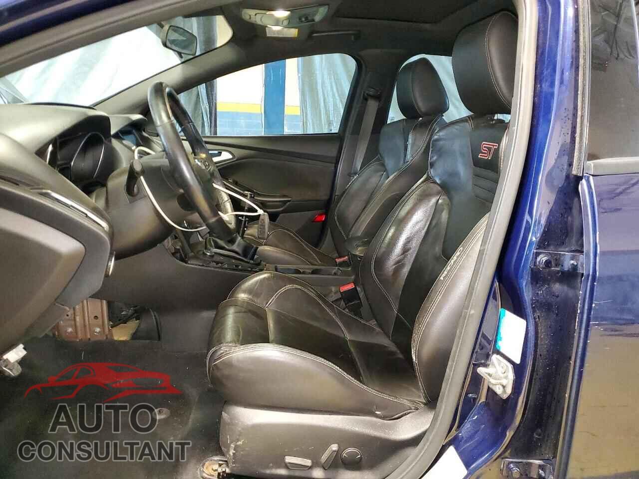 FORD FOCUS 2016 - 1FADP3L90GL243931