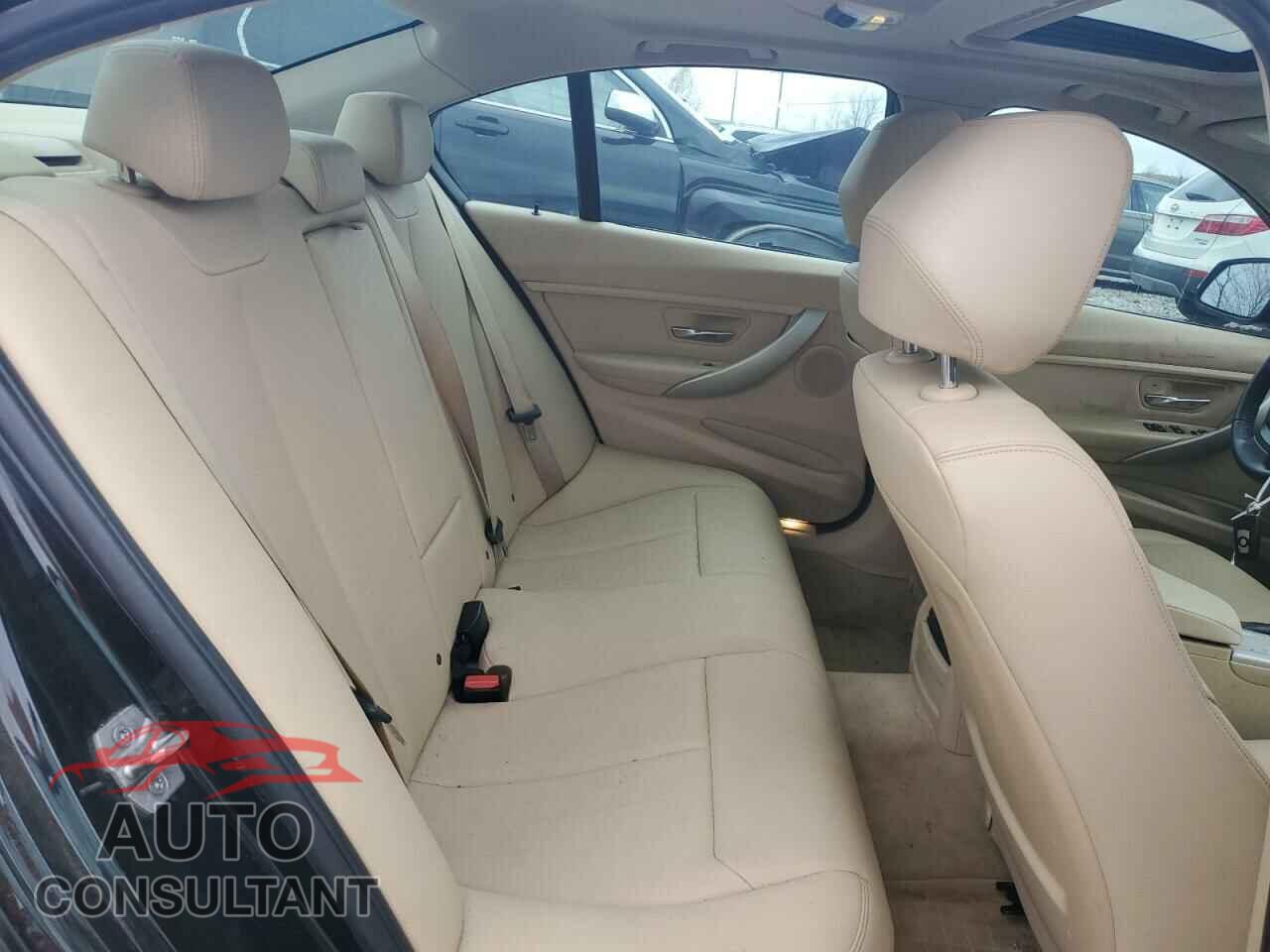 BMW 3 SERIES 2015 - WBA3B1C59FK140773