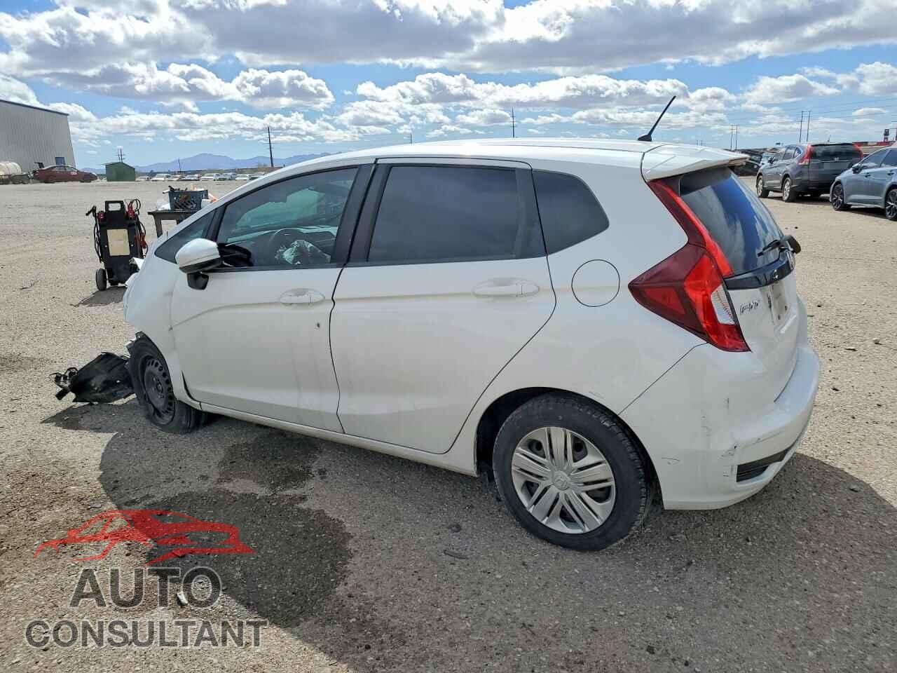 HONDA FIT 2019 - 3HGGK5H45KM703334