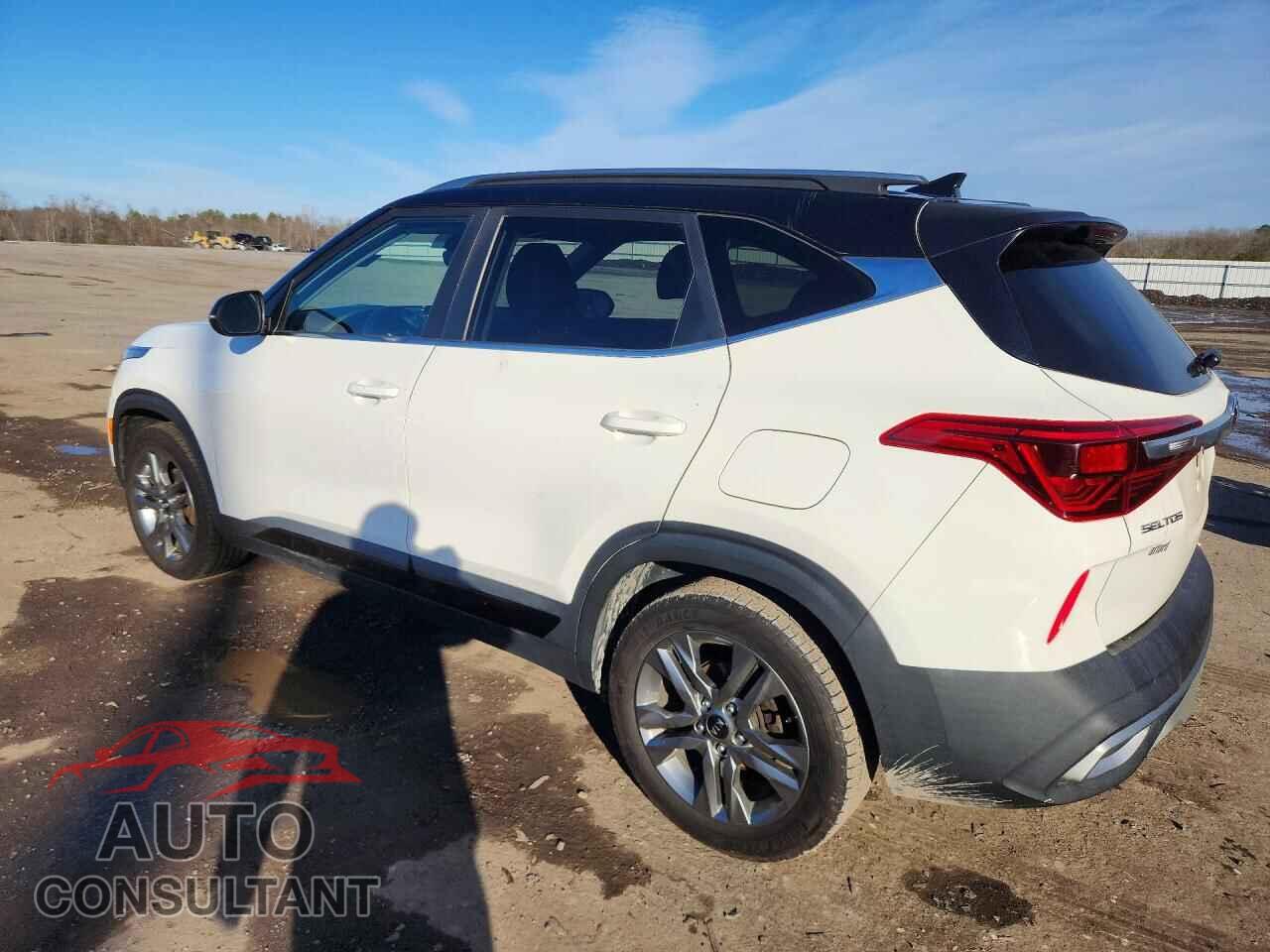 KIA SELTOS 2021 - KNDEU2AA2M7055124
