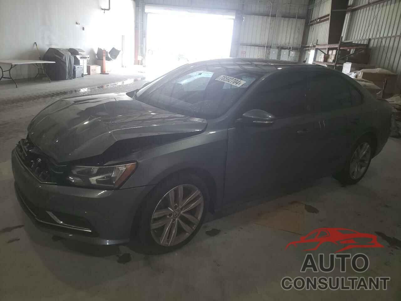 VOLKSWAGEN PASSAT 2019 - 1VWLA7A32KC004030