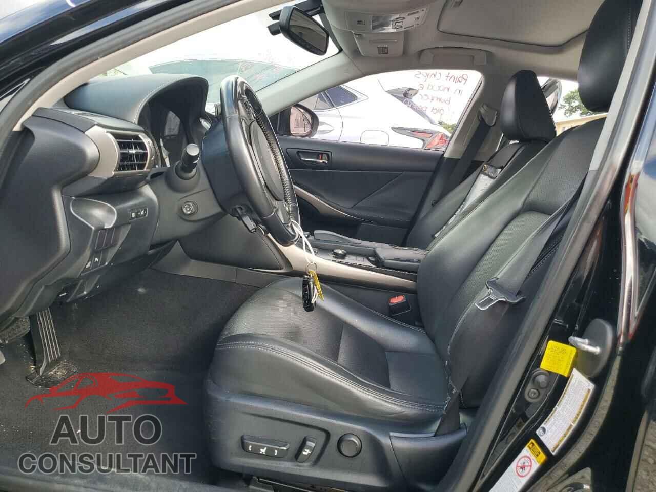 LEXUS IS 2016 - JTHBA1D29G5011775
