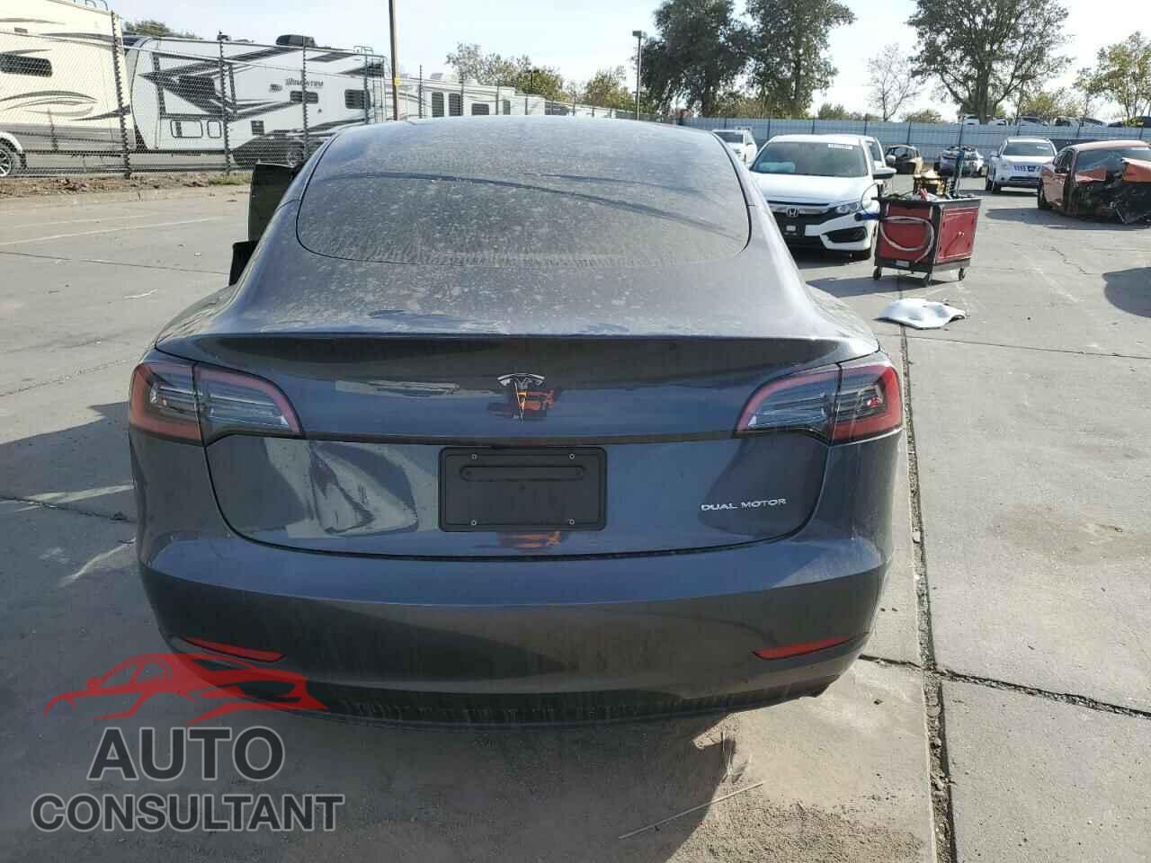 TESLA MODEL 3 2023 - 5YJ3E1EBXPF708671