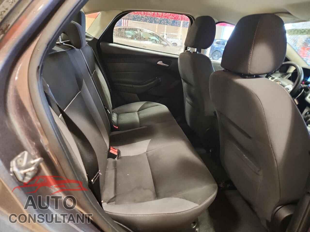 FORD FOCUS 2014 - 1FADP3F20EL284992
