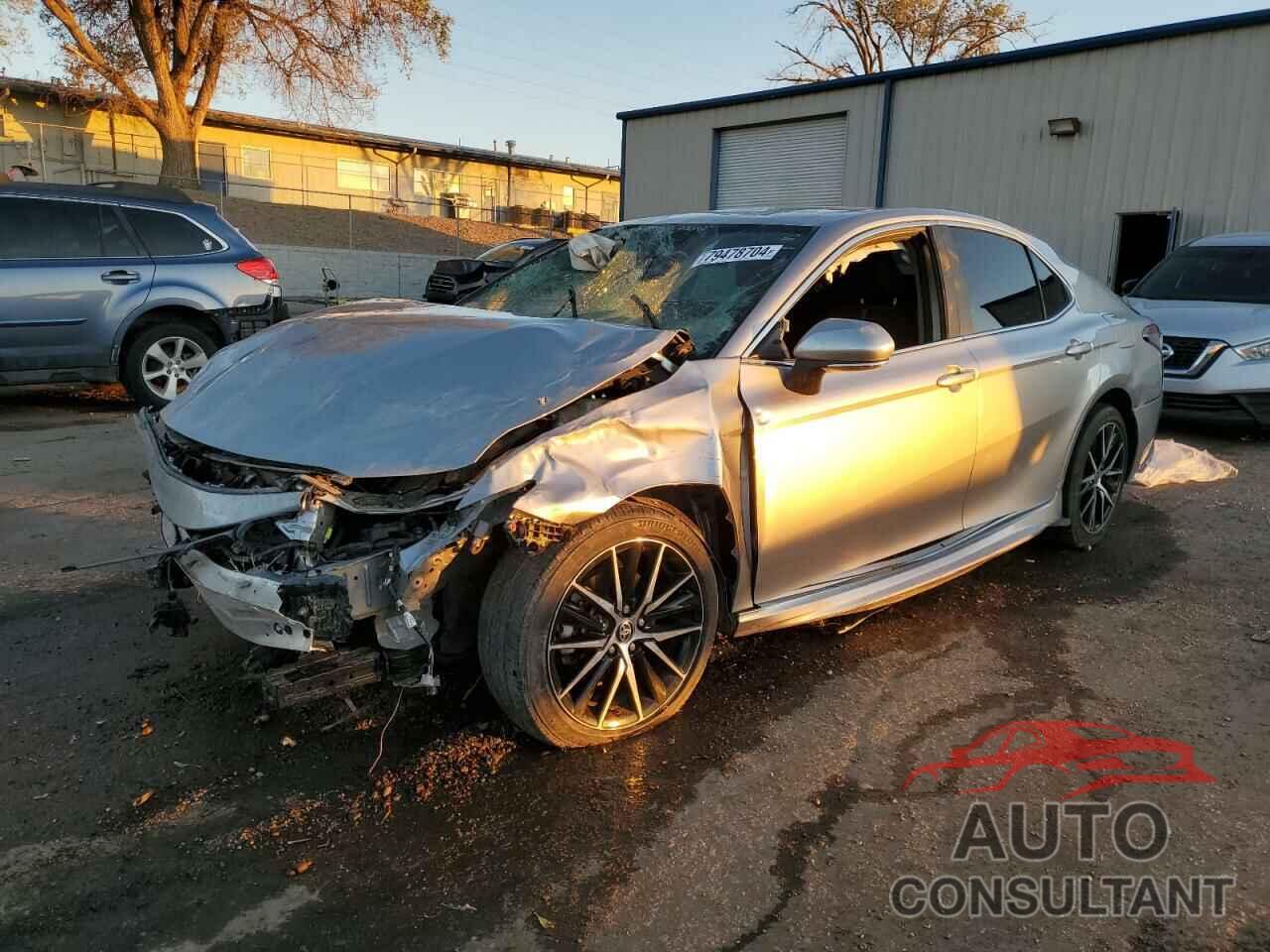 TOYOTA CAMRY 2022 - 4T1T11AK6NU654237