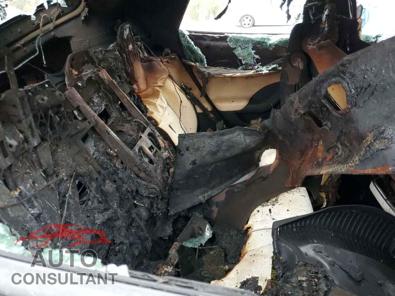 TESLA MODEL S 2021 - 5YJSA1E68MF454643