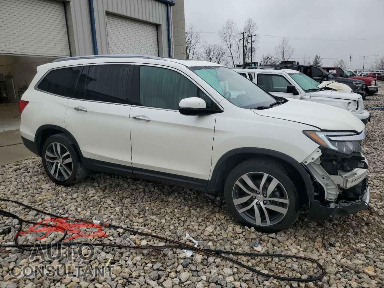 HONDA PILOT 2017 - 5FNYF6H07HB103275