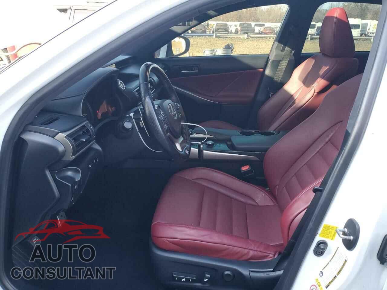 LEXUS IS 2017 - JTHCM1D27H5020391