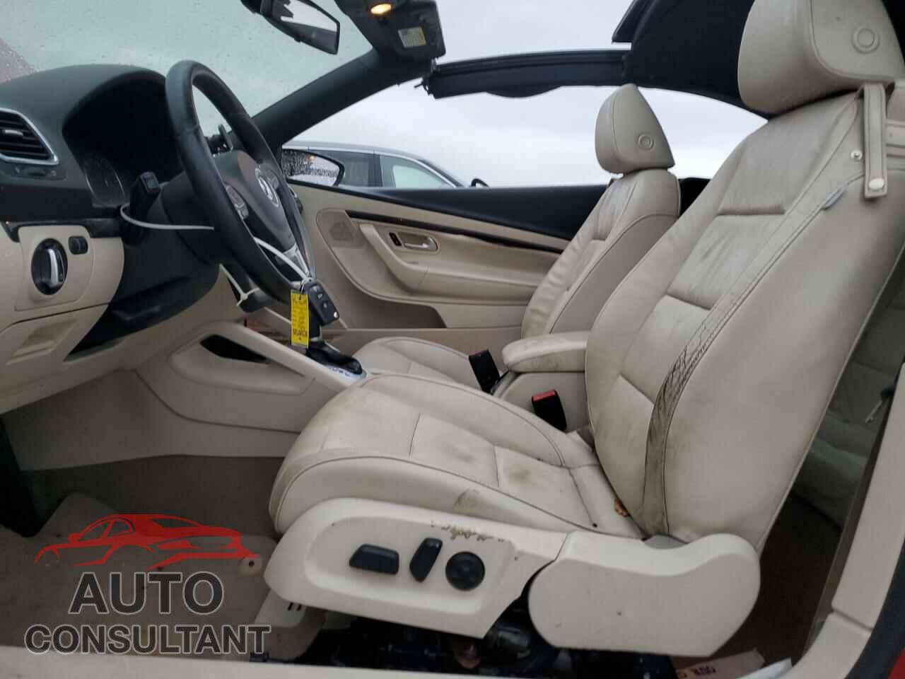 VOLKSWAGEN EOS 2013 - WVWFW8AHXDV006182