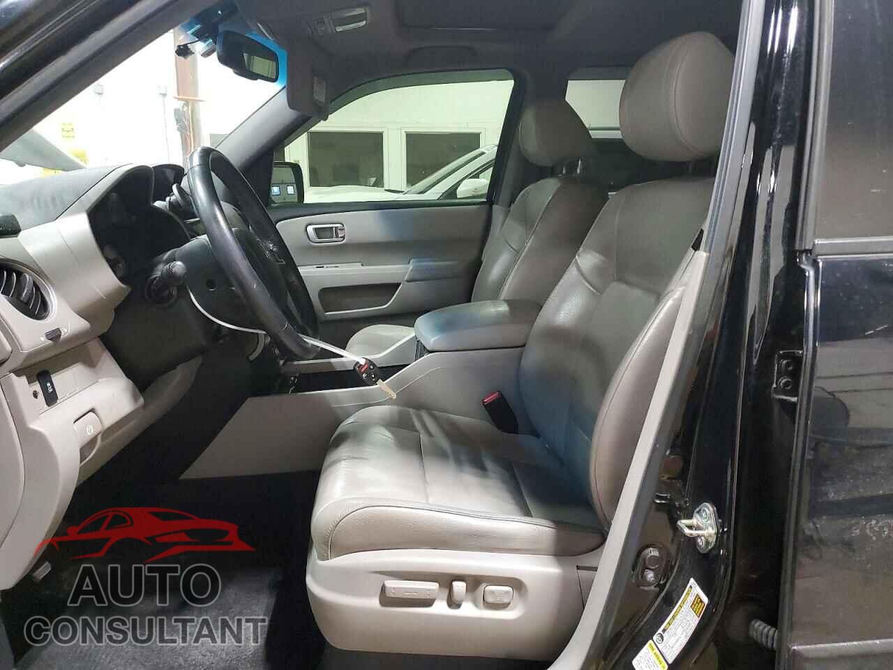 HONDA PILOT 2012 - 5FNYF4H71CB051765