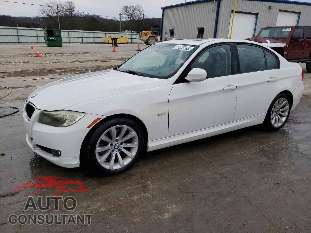 BMW 328 2011 - WBAPH5G59BNM77003
