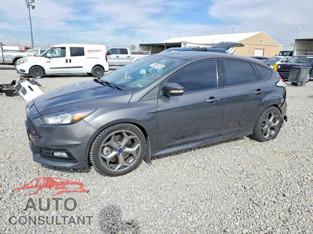 FORD FOCUS 2017 - 1FADP3L90HL343013