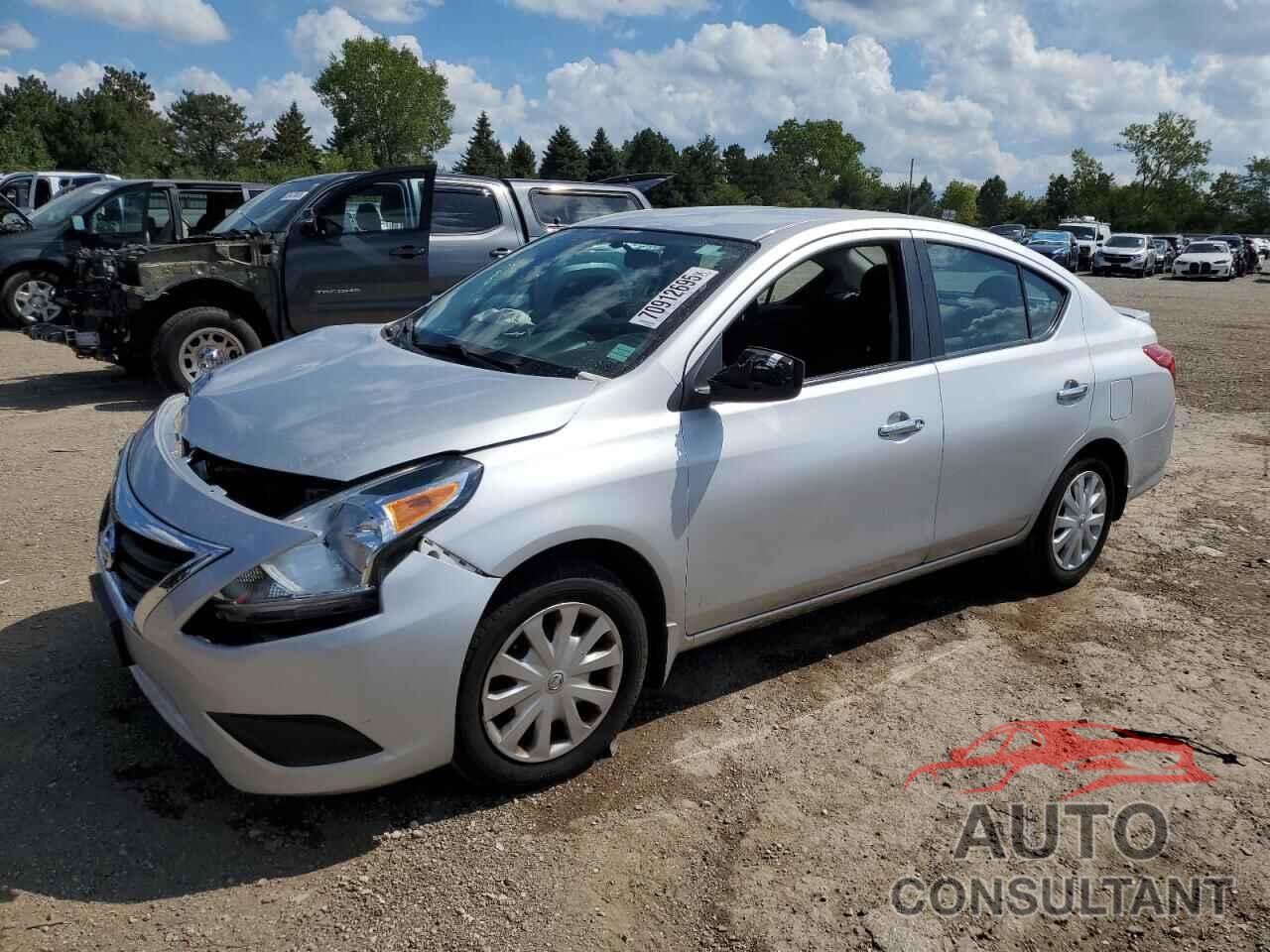 NISSAN VERSA 2015 - 3N1CN7APXFL809572