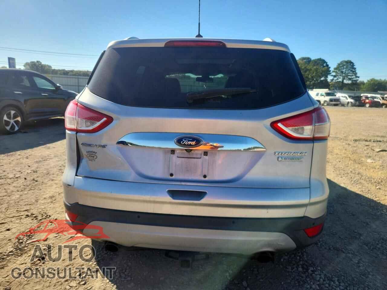 FORD ESCAPE 2014 - 1FMCU0J98EUB08022