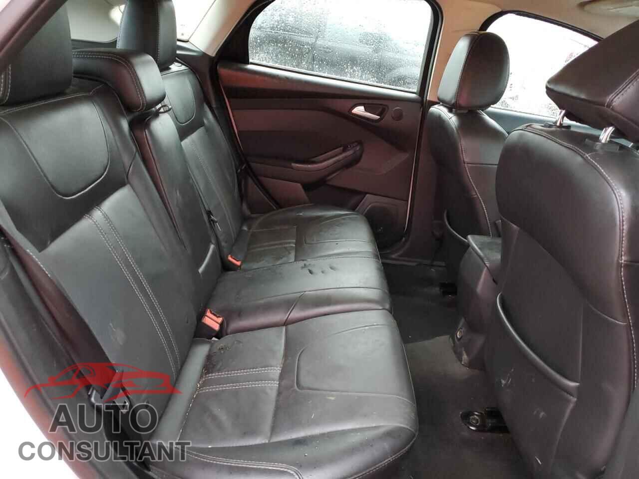 FORD FOCUS 2014 - 1FADP3N2XEL459394