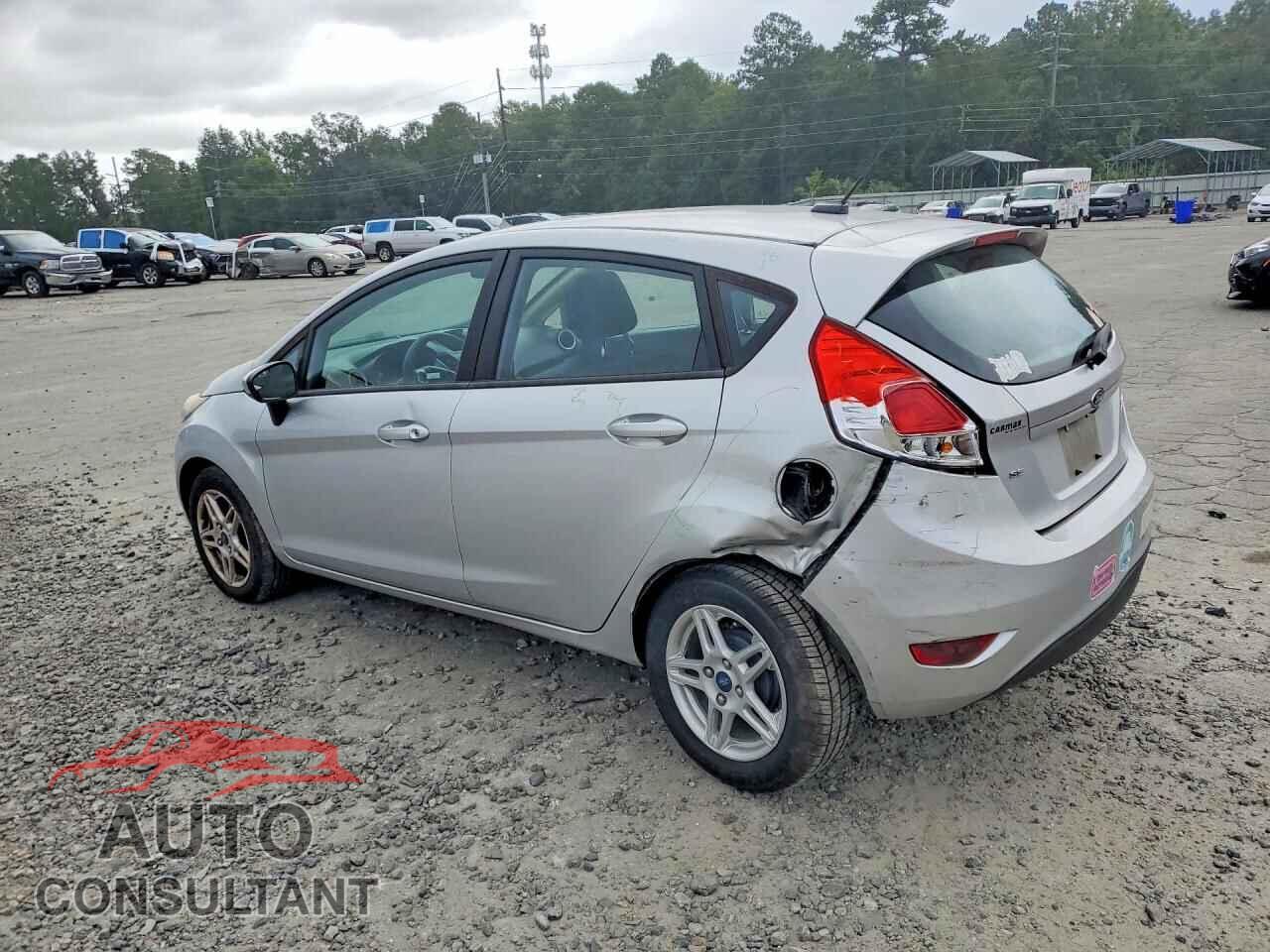 FORD FIESTA 2018 - 3FADP4EJ5JM117521