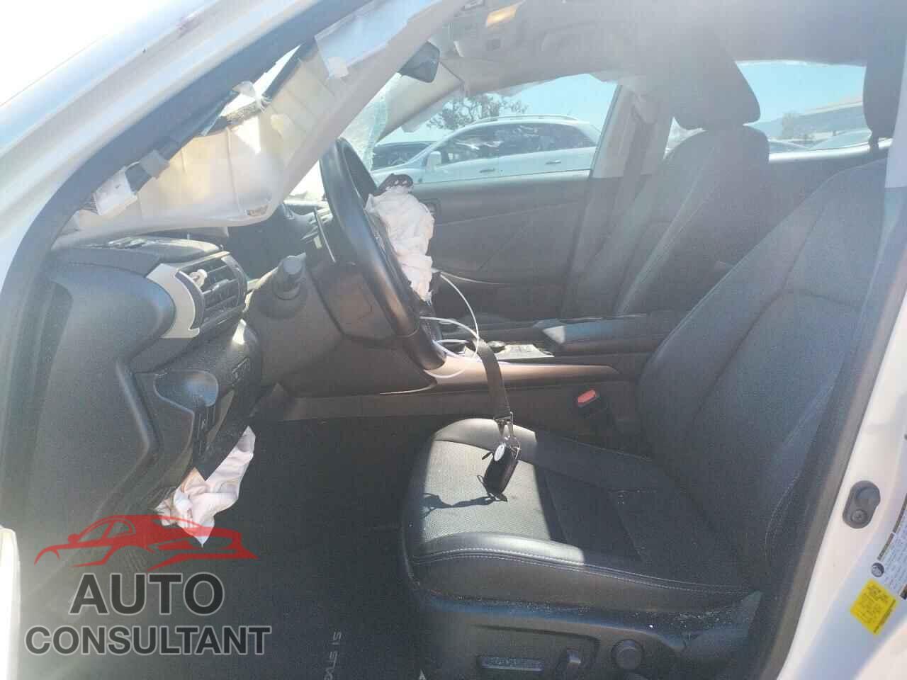 LEXUS IS 2019 - JTHBA1D29K5096755