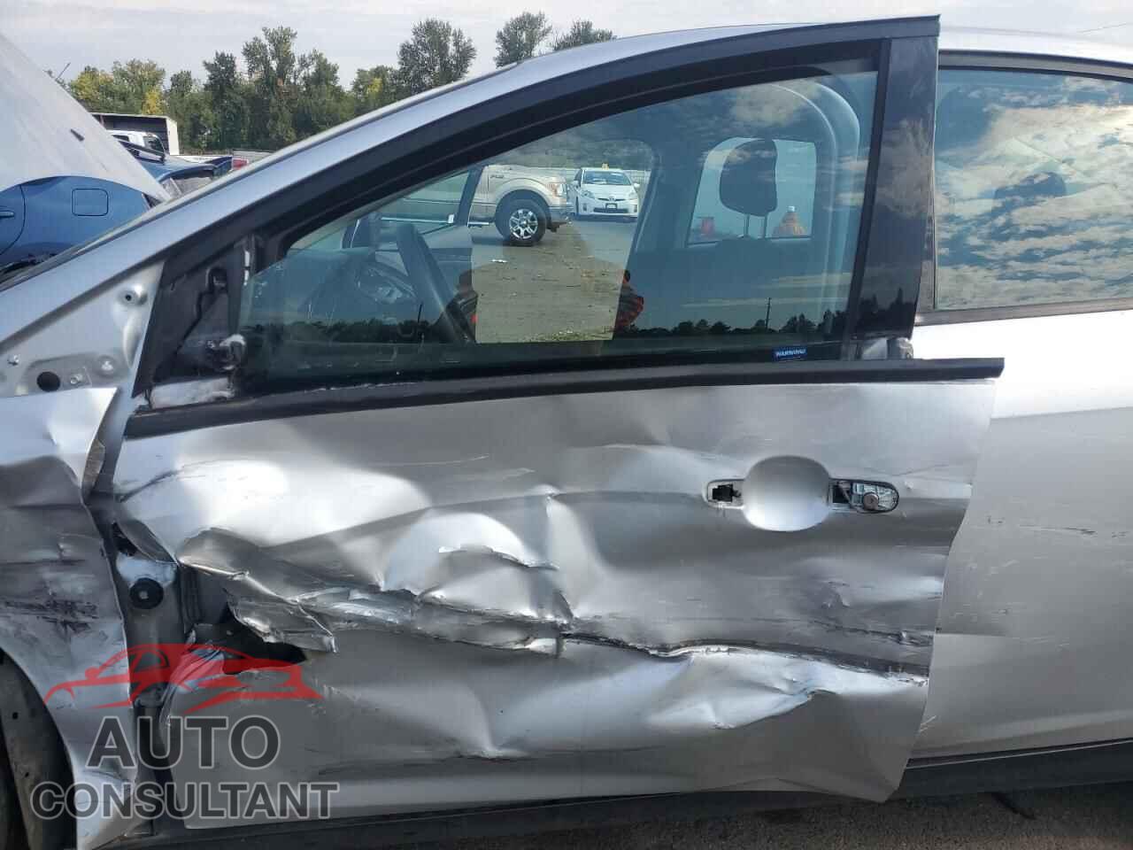 FORD FOCUS 2017 - 1FADP3E23HL255458