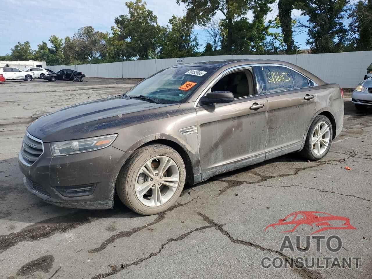 FORD TAURUS 2015 - 1FAHP2E82FG156975