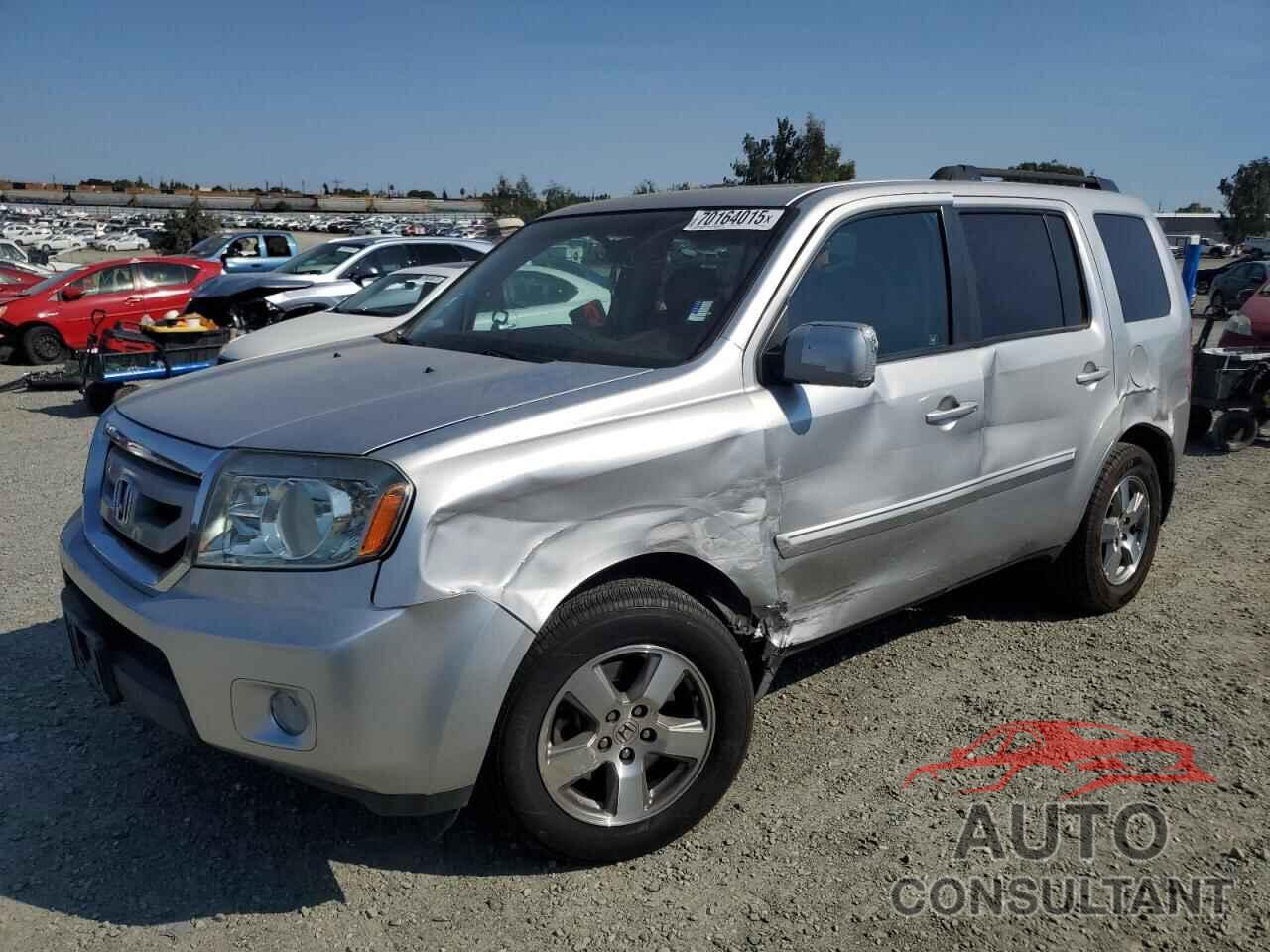 HONDA PILOT 2010 - 5FNYF3H58AB016985
