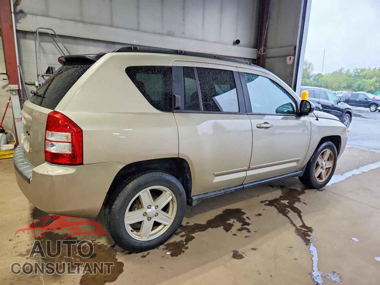 JEEP COMPASS 2010 - 1J4NF4FBXAD511062