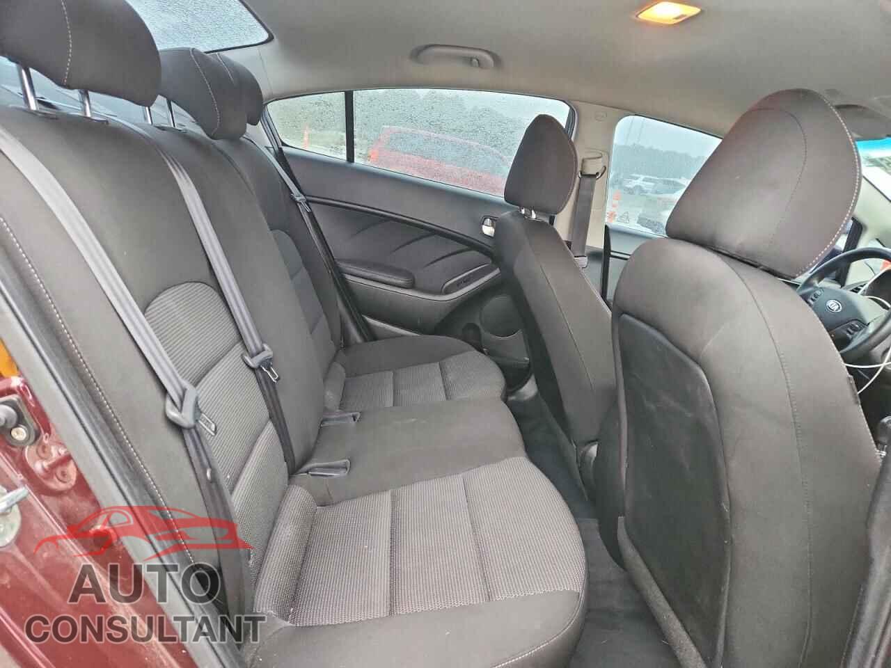 KIA FORTE 2017 - 3KPFK4A7XHE048308