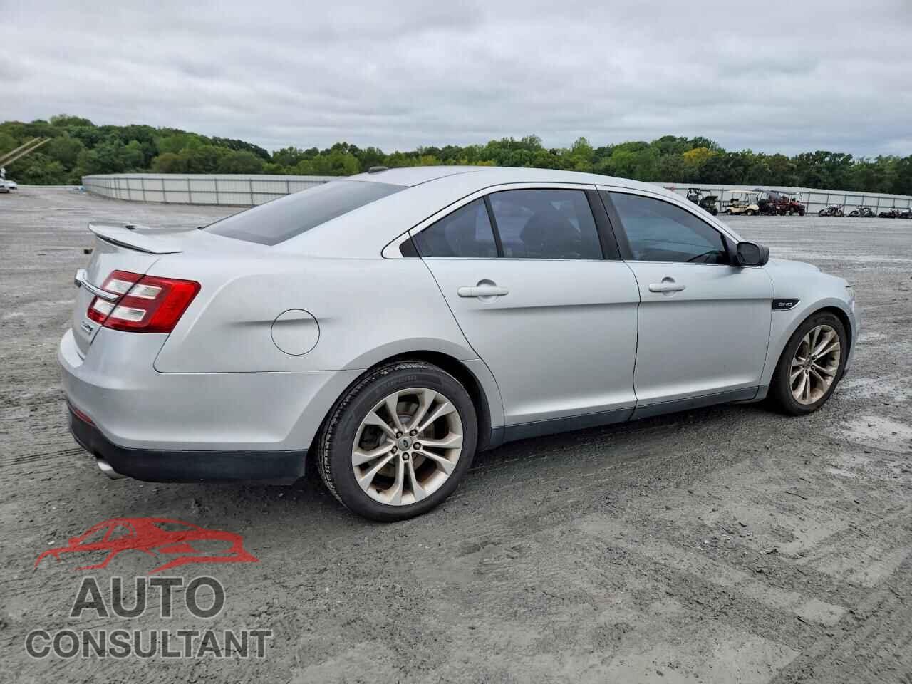 FORD TAURUS 2013 - 1FAHP2KTXDG120361
