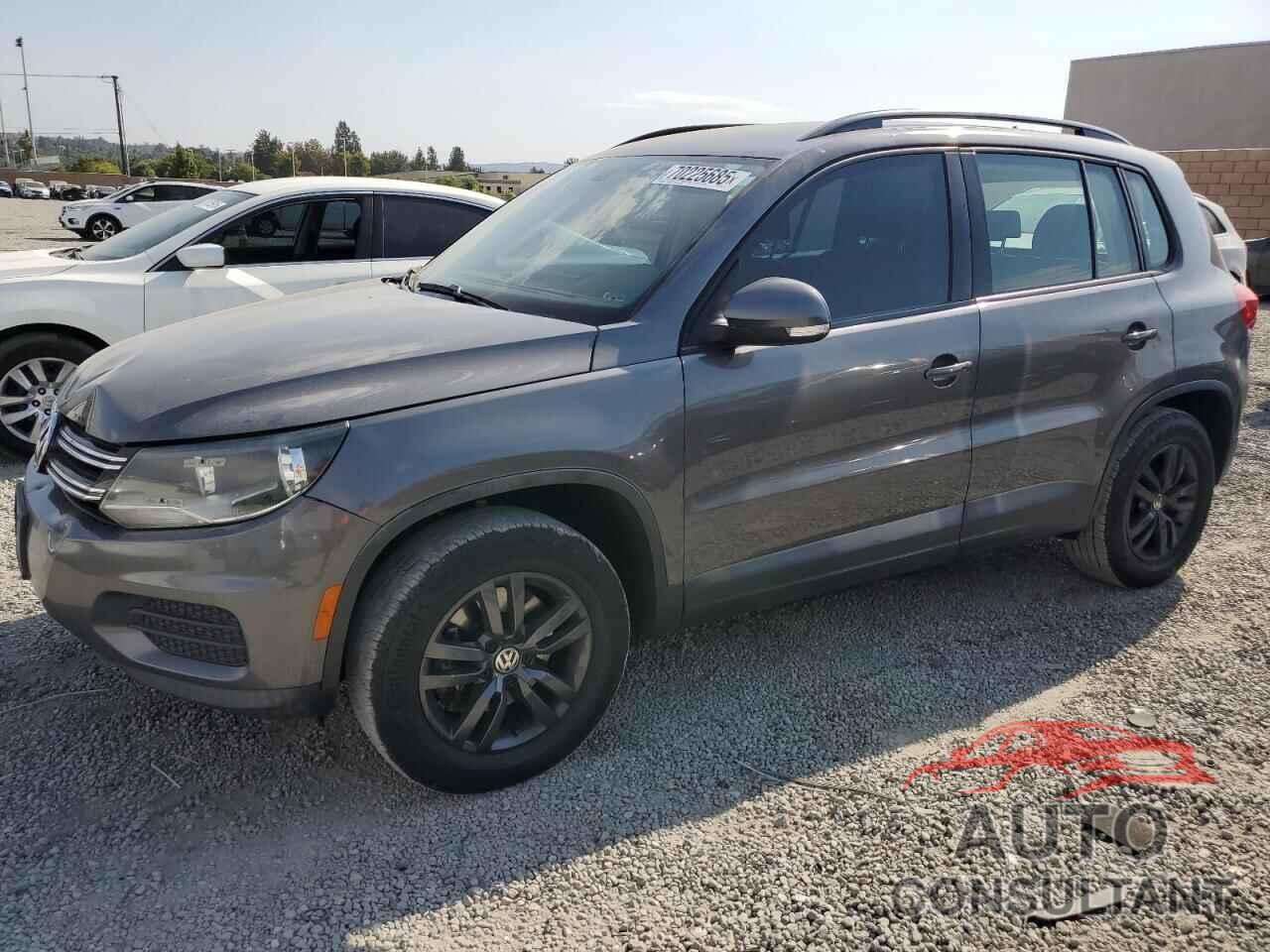 VOLKSWAGEN TIGUAN 2016 - WVGAV7AX8GW585763