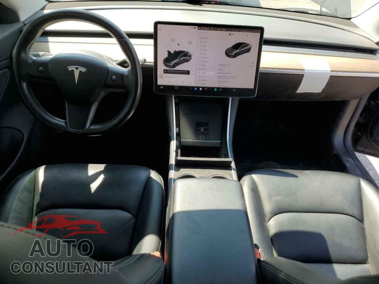 TESLA MODEL 3 2018 - 5YJ3E1EA1JF045375
