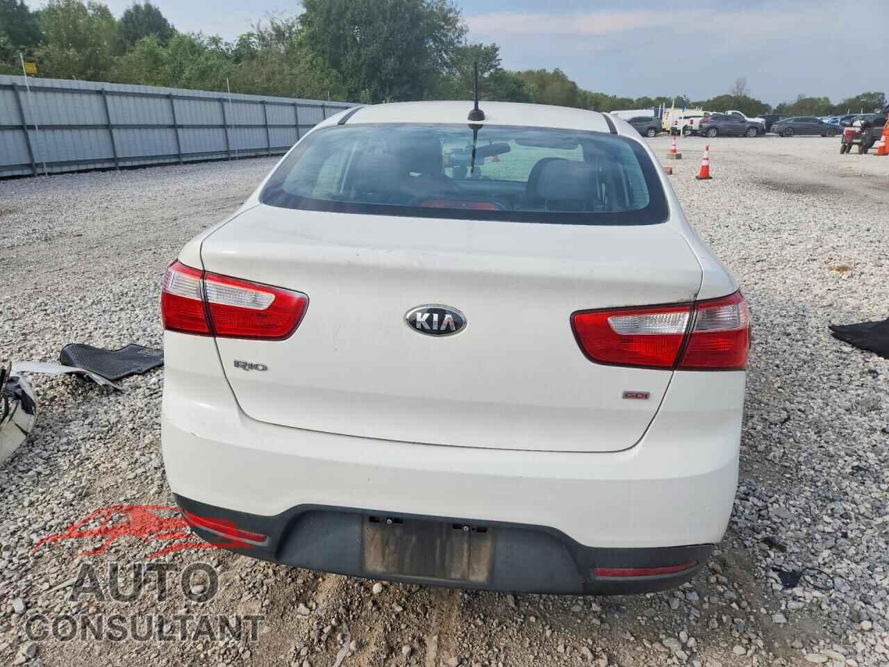 KIA RIO 2015 - KNADM4A38F6502103