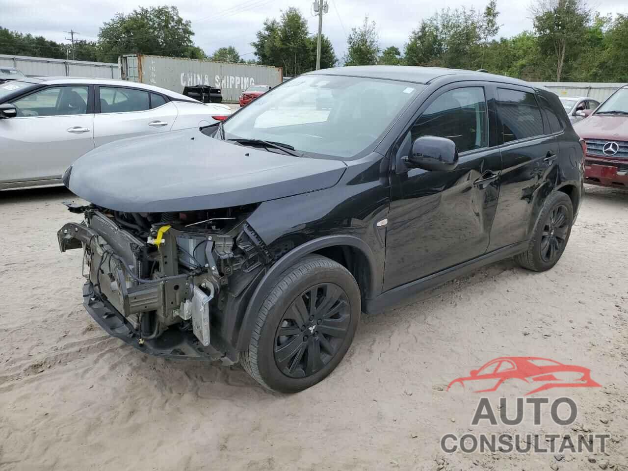 MITSUBISHI OUTLANDER 2023 - JA4ARUAUXPU003908