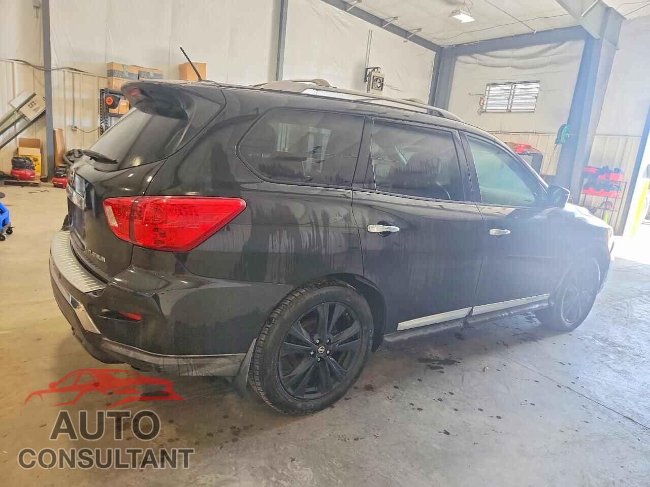 NISSAN PATHFINDER 2017 - 5N1DR2MN5HC699401
