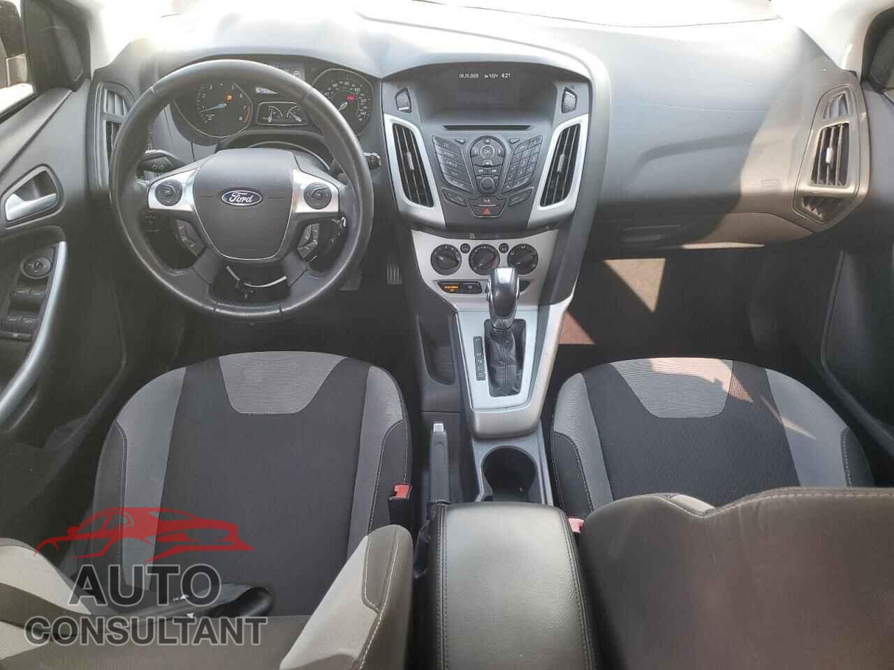 FORD FOCUS 2012 - 1FAHP3K27CL379036