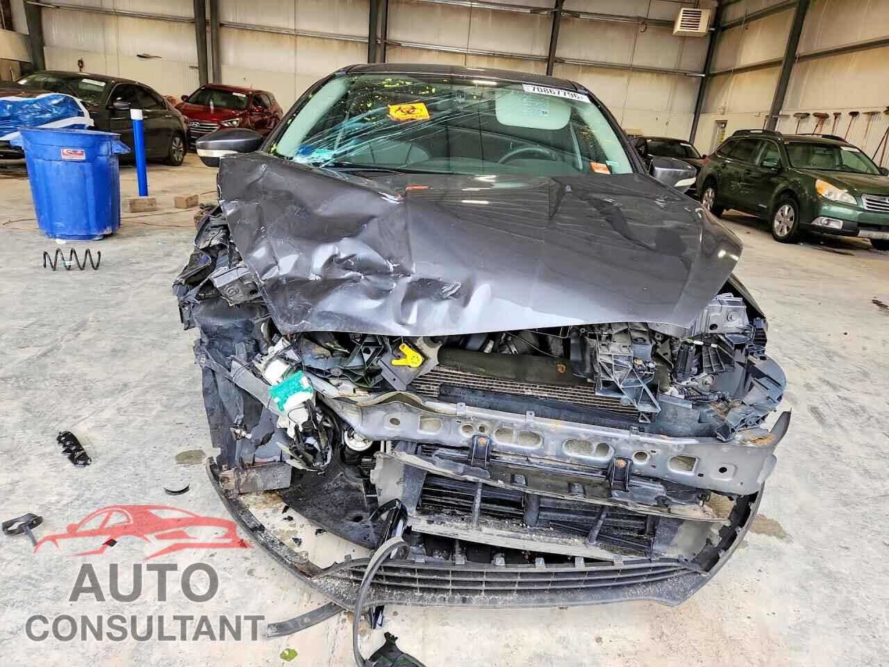 FORD FOCUS 2016 - 1FADP3K22GL347423