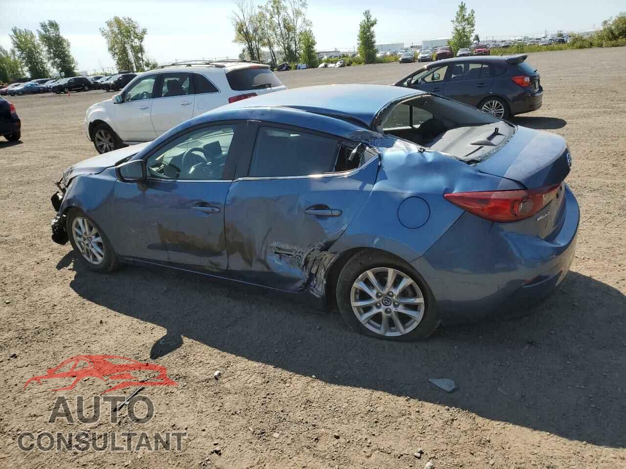 MAZDA 3 2018 - 3MZBN1V74JM237415