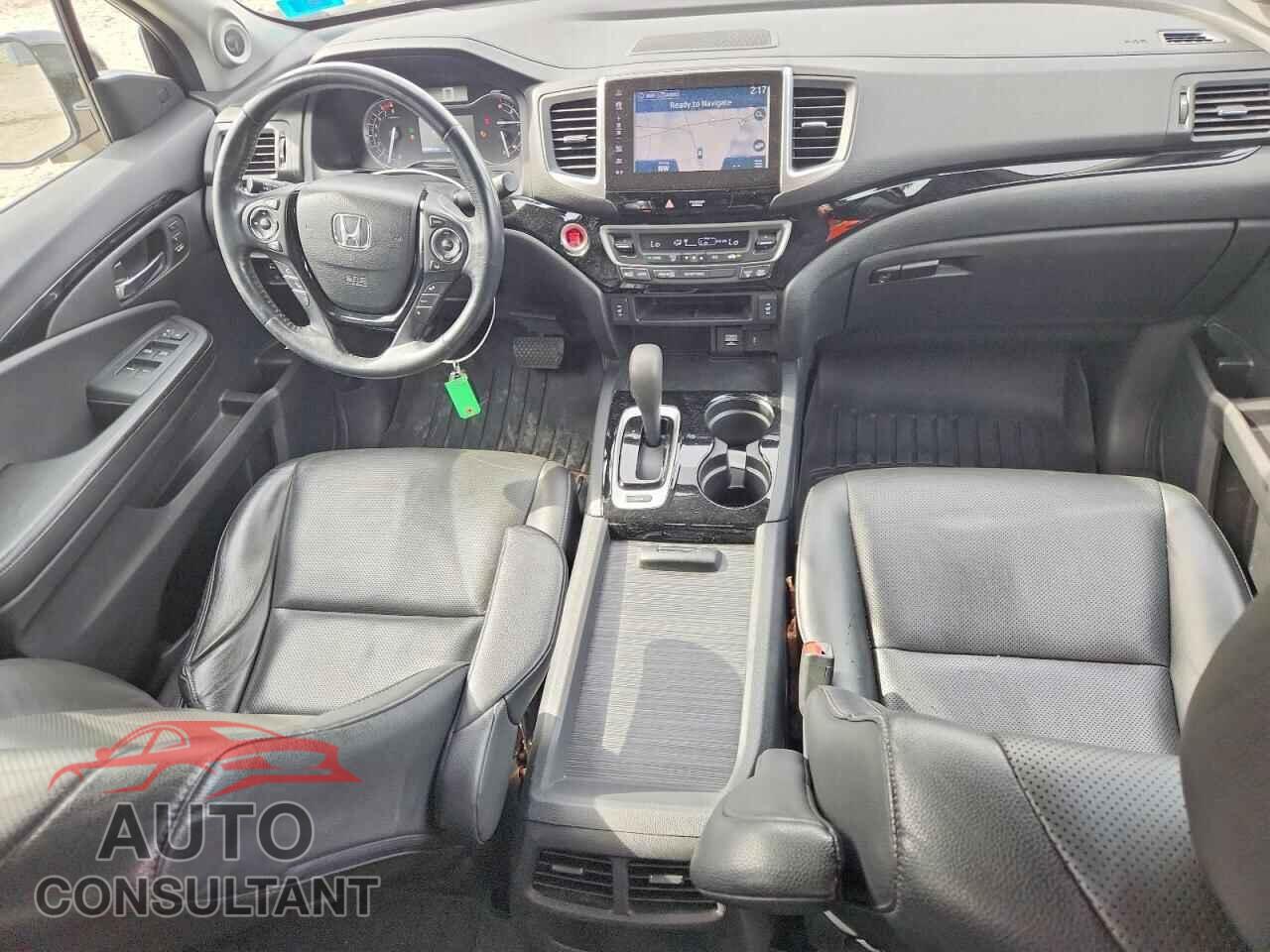 HONDA RIDGELINE 2017 - 5FPYK3F77HB031821