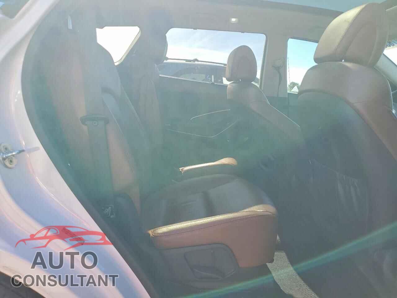 HYUNDAI SANTA FE 2014 - KM8SRDHFXEU084807
