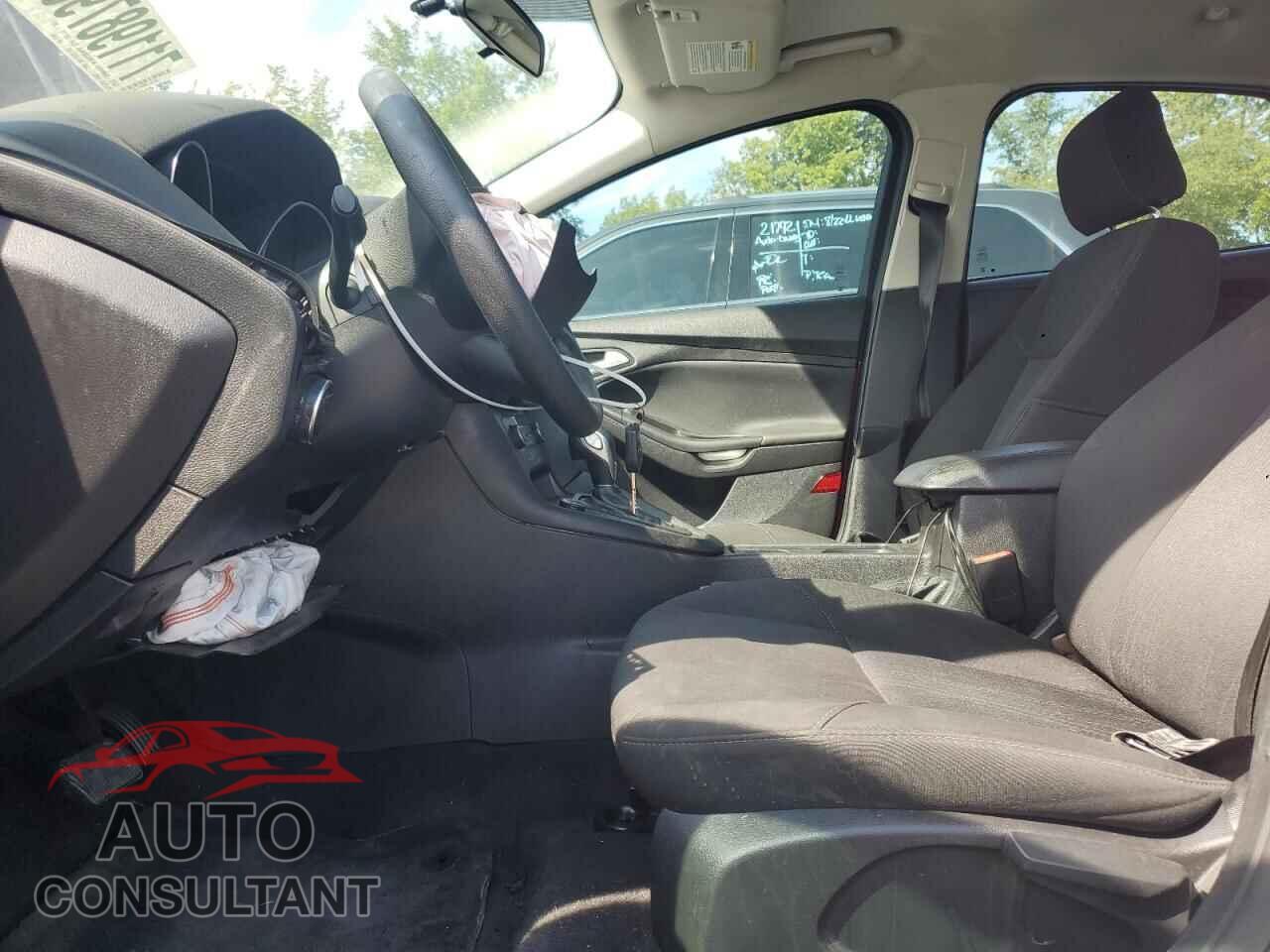 FORD FOCUS 2017 - 1FADP3FE3HL316994