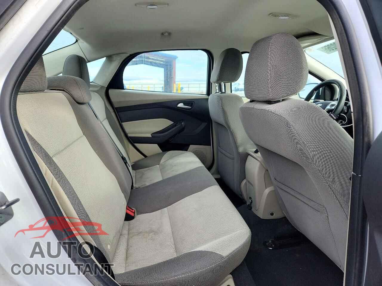 FORD FOCUS 2013 - 1FADP3F22DL341241