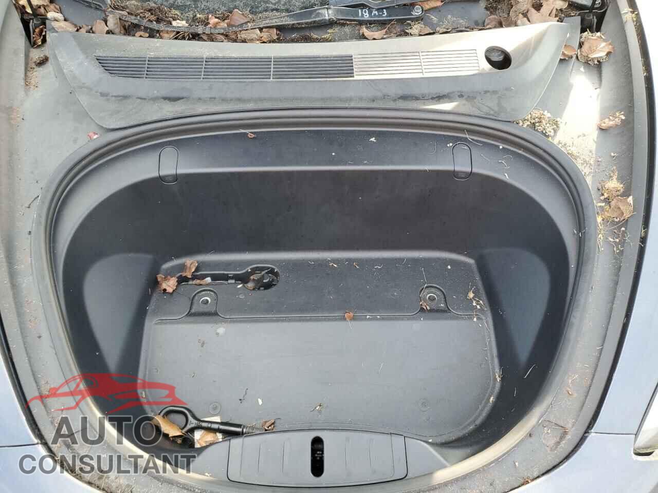 TESLA MODEL 3 2019 - 5YJ3E1EB8KF469646
