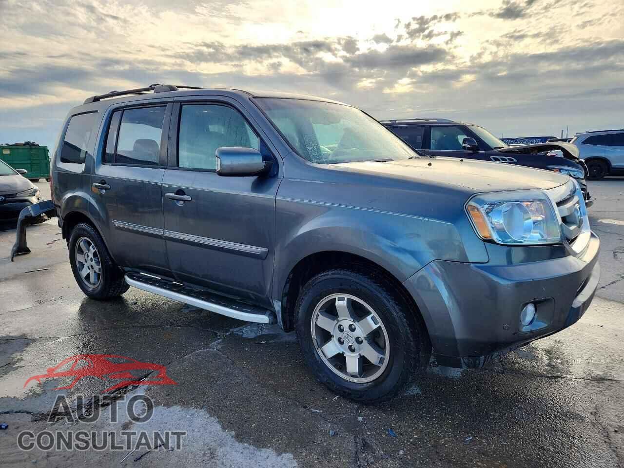HONDA PILOT 2011 - 5FNYF3H96BB005889